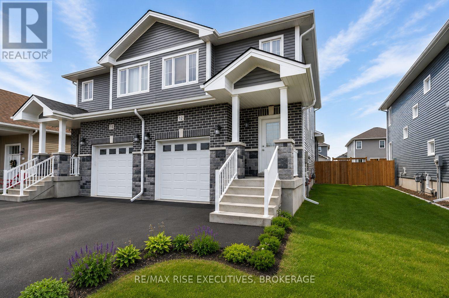 106 HAZLETT STREET, Loyalist, Ontario