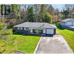 86 ONTARIO STREET, Armour, Ontario