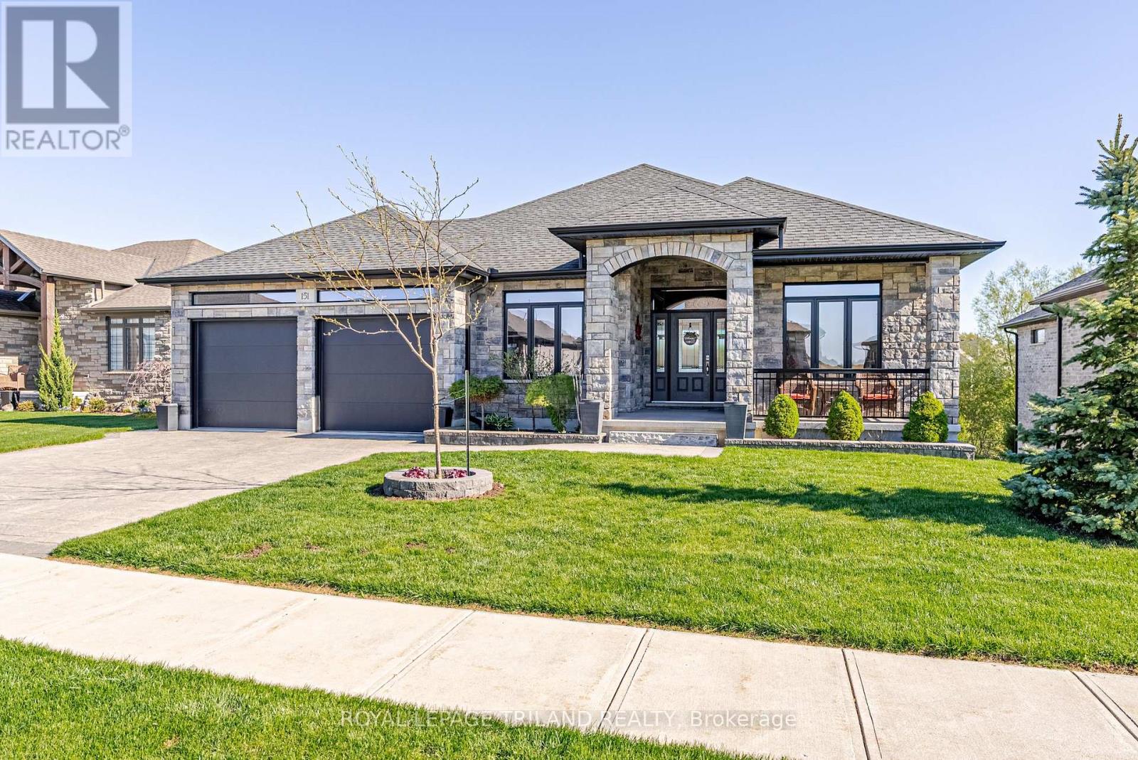 151 Robin Ridge Drive, Central Elgin, Ontario  N0L 1B0 - Photo 5 - X13129364