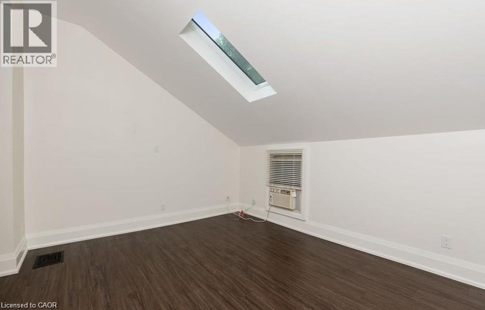 14 Young Street W, Waterloo, Ontario  N2L 2Y8 - Photo 19 - 40819066