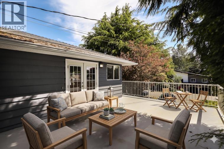 367 55a Street, Delta, British Columbia  V4M 3L8 - Photo 4 - R3123148
