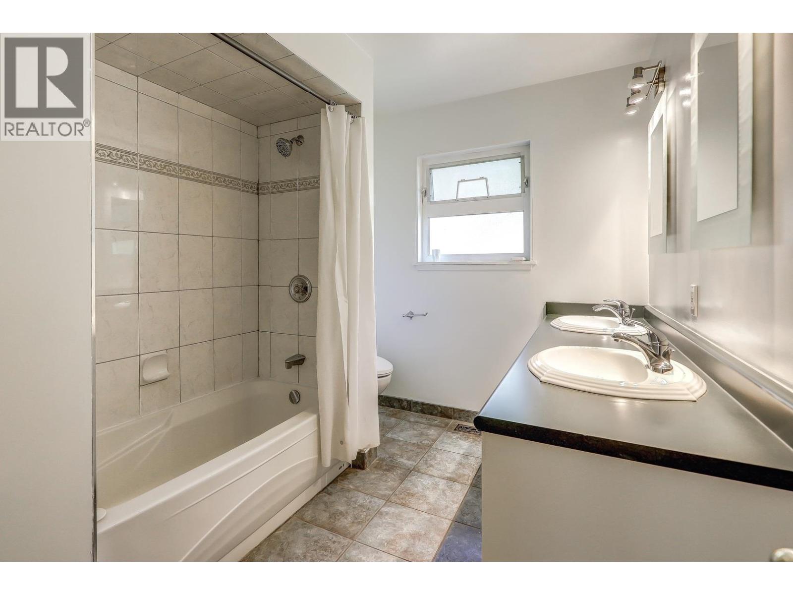 367 55a Street, Delta, British Columbia  V4M 3L8 - Photo 15 - R3123148