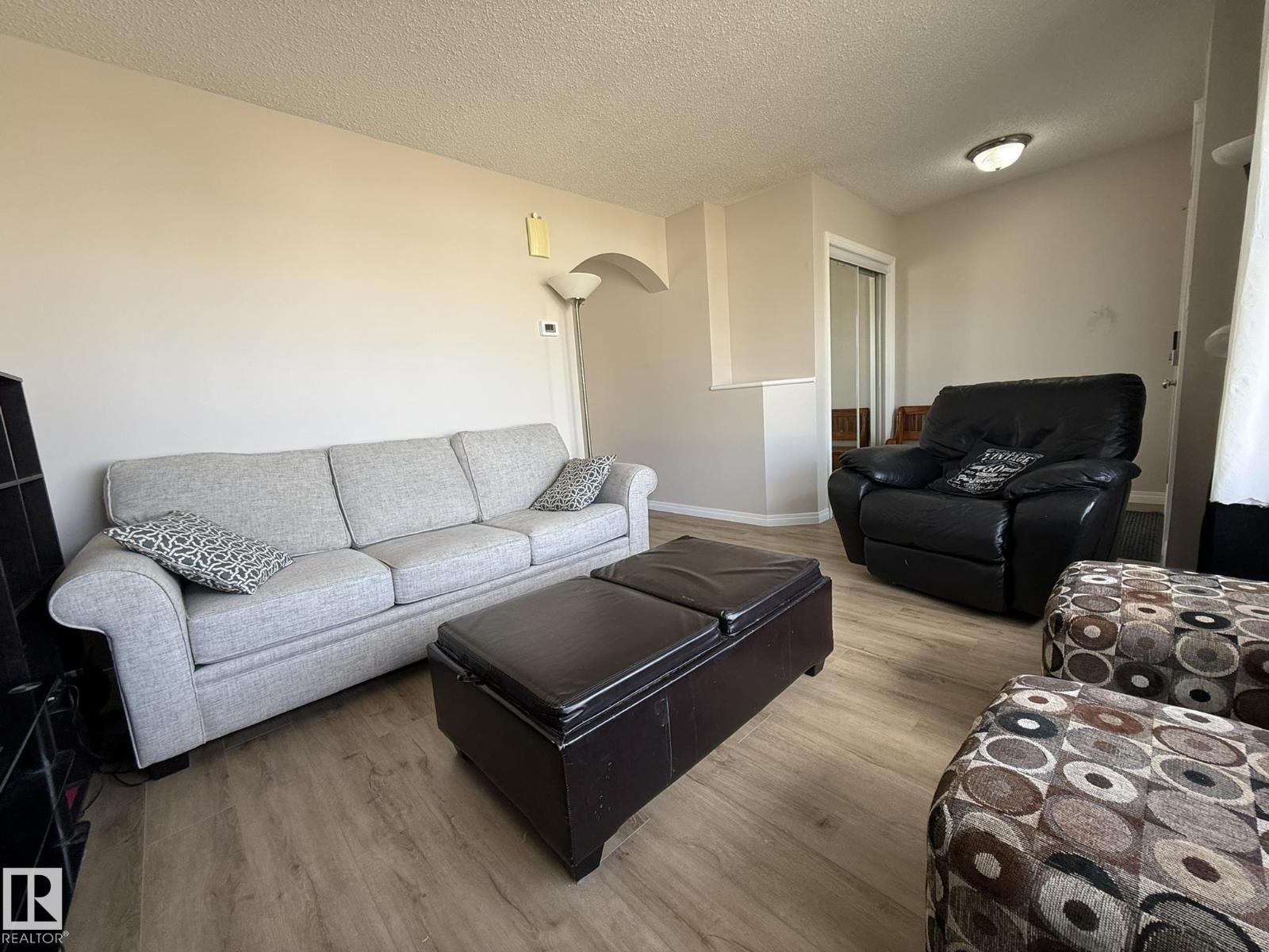 645 Windross Cr Nw, Edmonton, Alberta  T6T 1Y1 - Photo 7 - E4487704