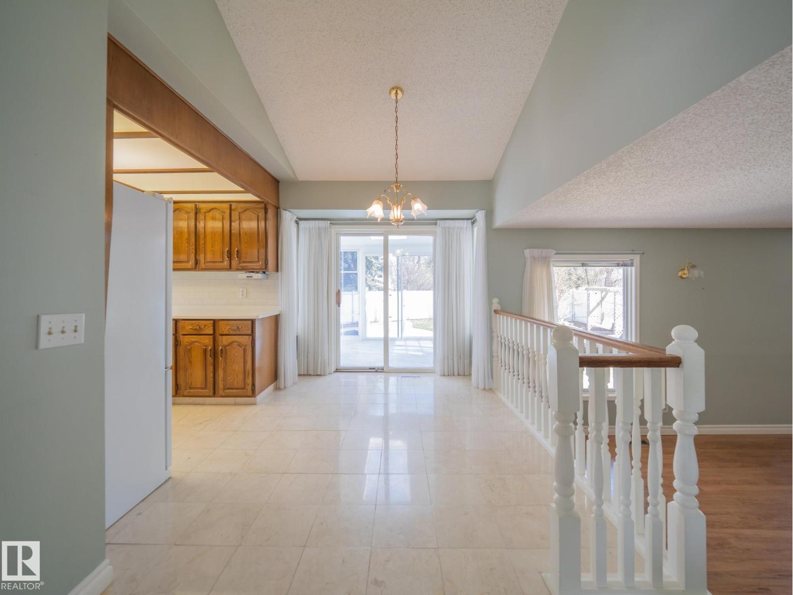 23 Meadowview Dr, Sherwood Park, Alberta  T8H 1G6 - Photo 10 - E4487706