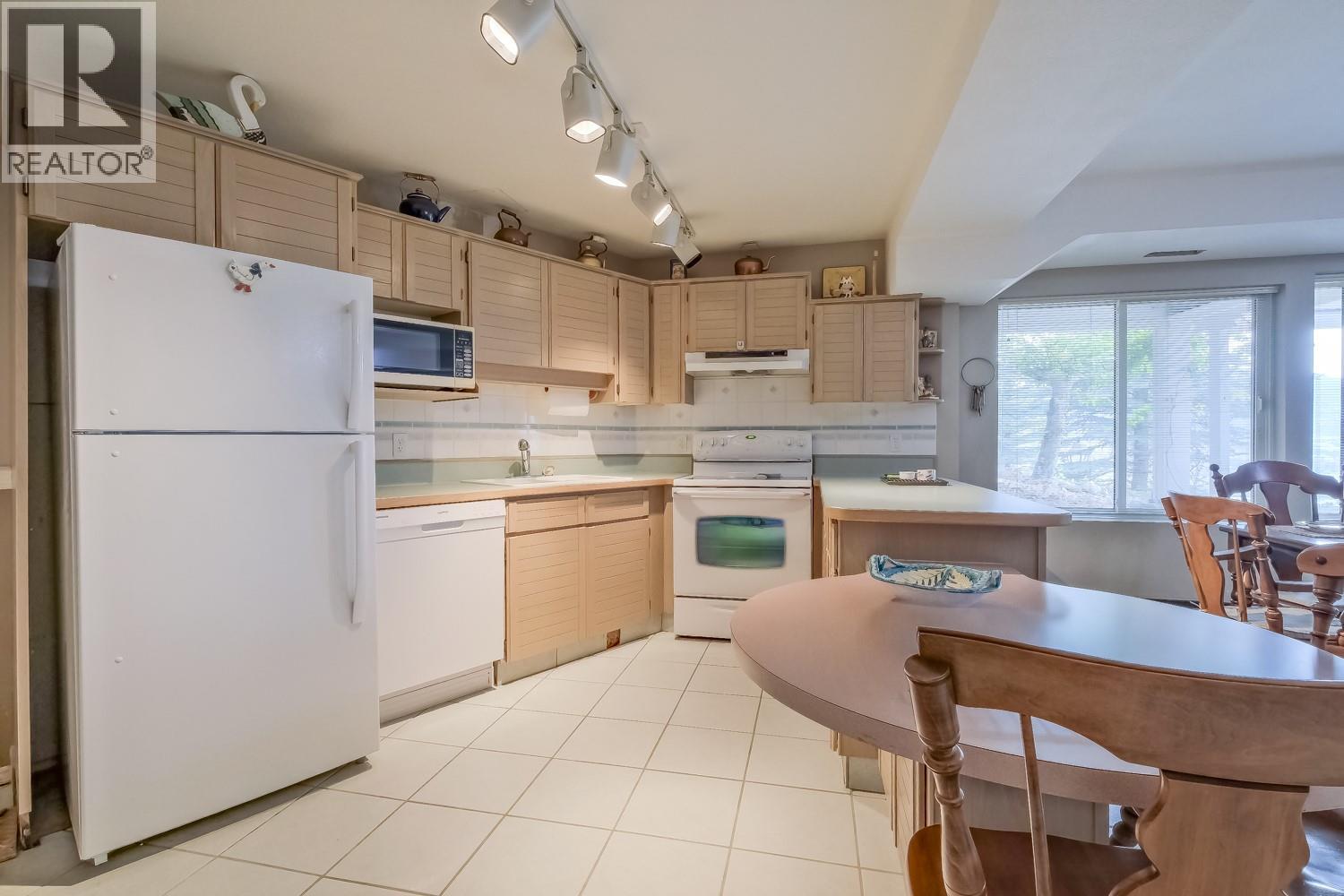 3145 Juniper Drive, Penticton, British Columbia  V2A 7Y1 - Photo 50 - 10386939