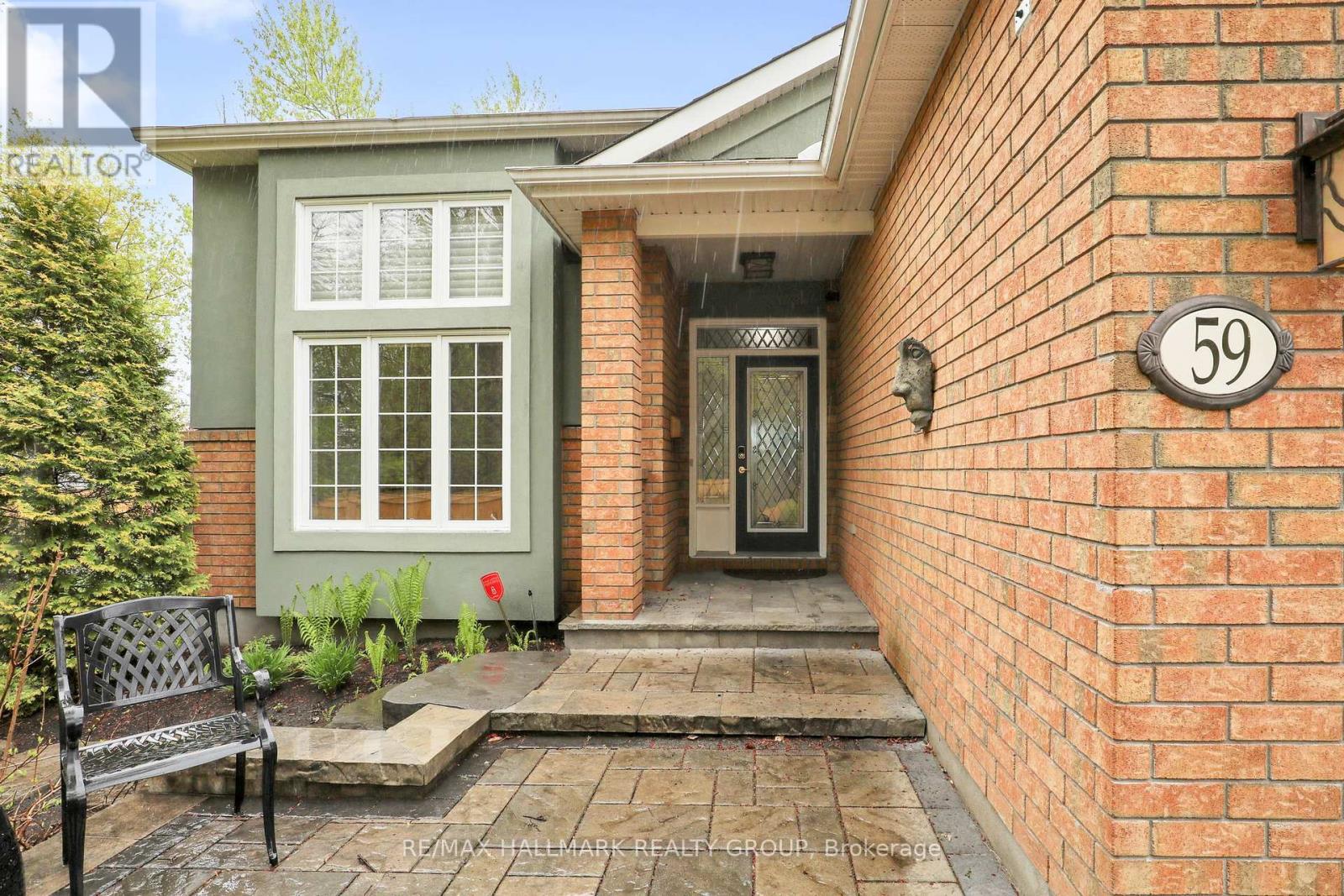 59 Paxton Lane, Ottawa, Ontario  K1B 1B7 - Photo 2 - X13129158