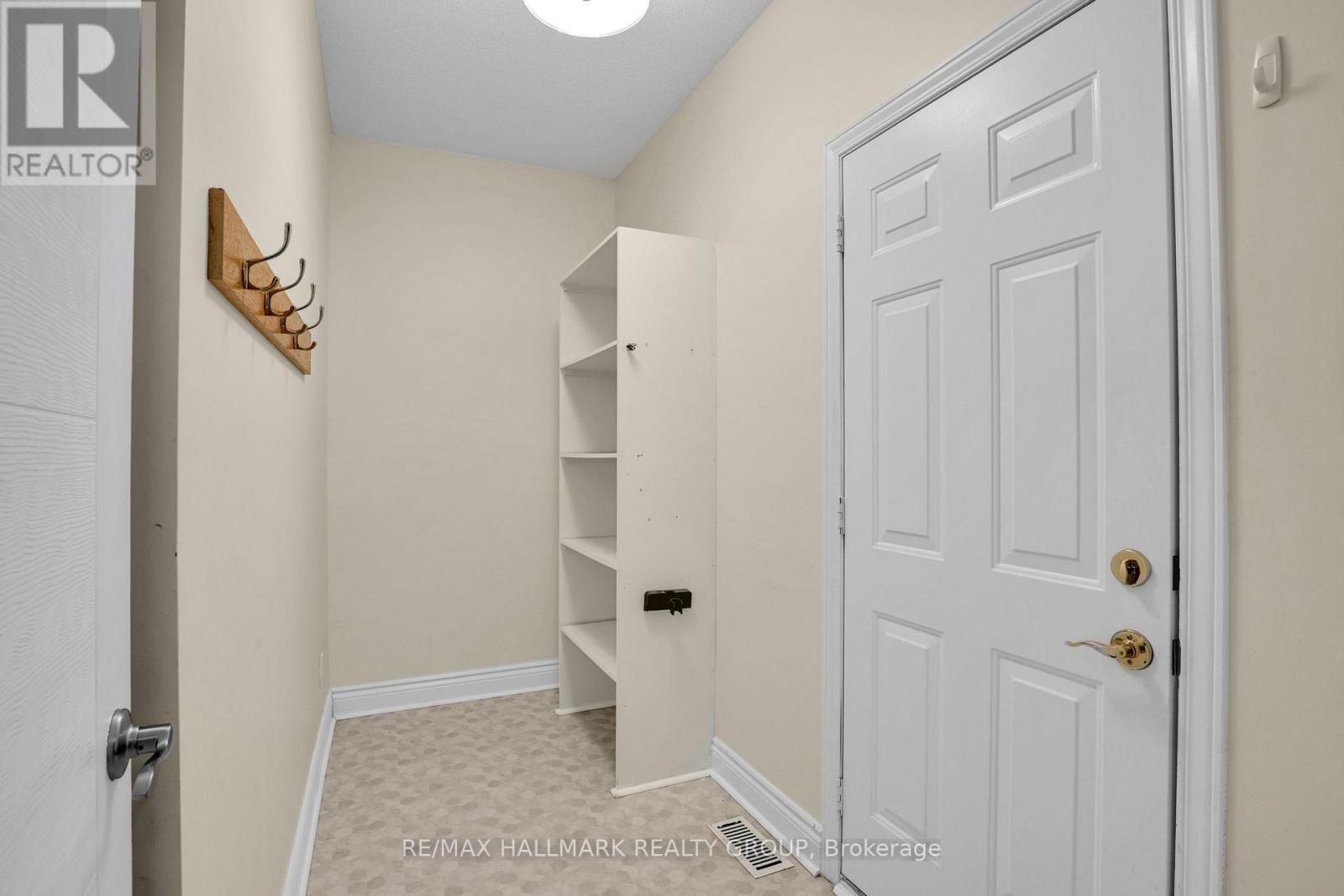 59 Paxton Lane, Ottawa, Ontario  K1B 1B7 - Photo 6 - X13129158