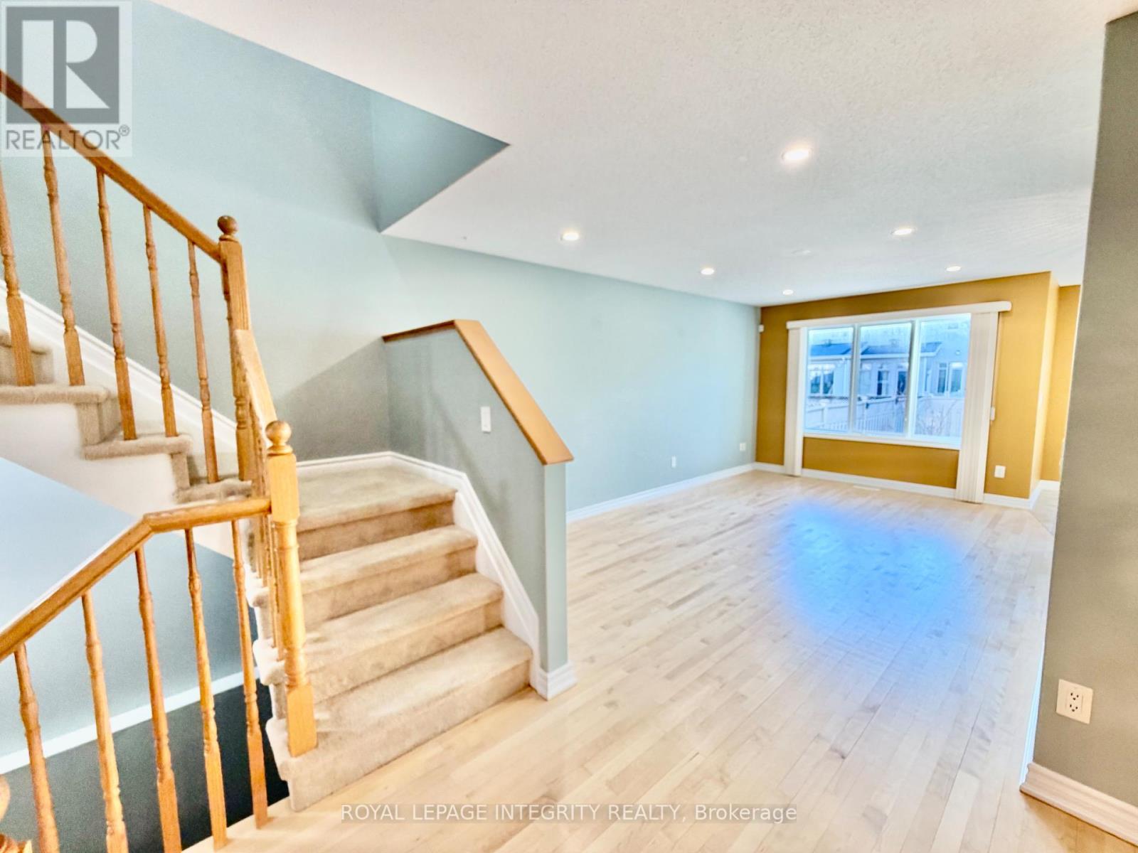 313 Glenbrae Avenue, Ottawa, Ontario  K2W 0B9 - Photo 5 - X13129222