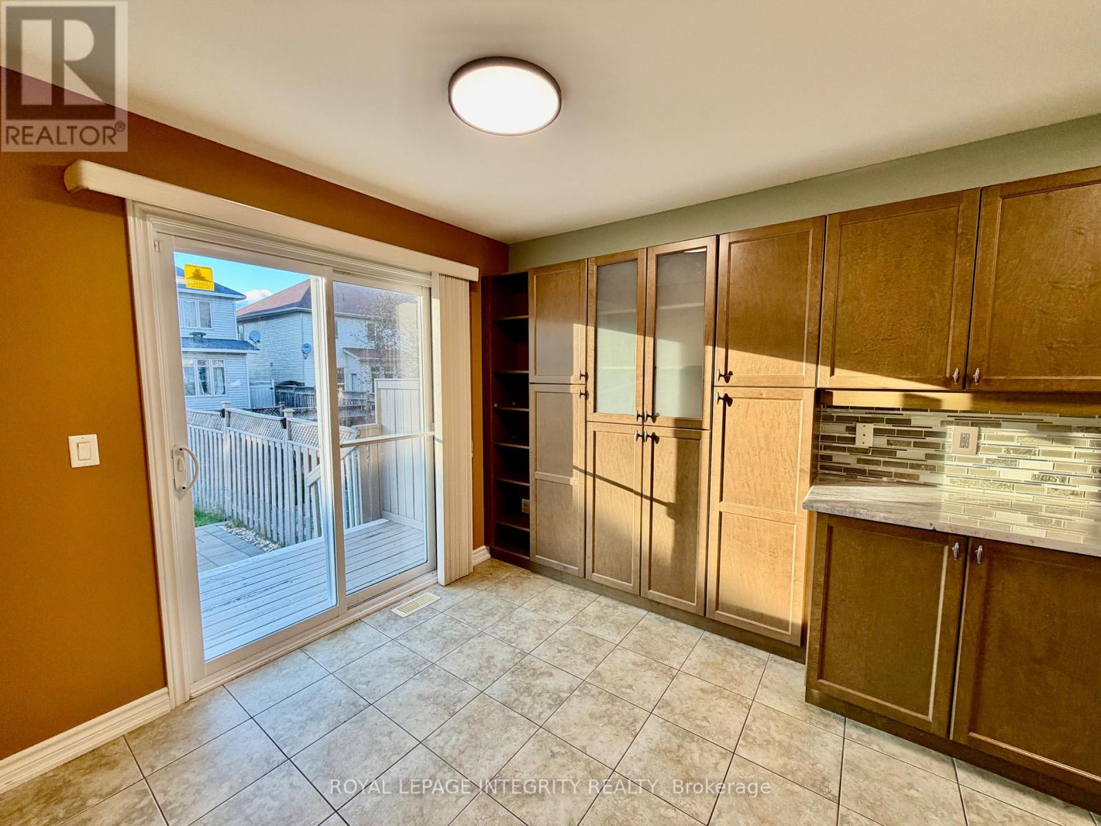 313 Glenbrae Avenue, Ottawa, Ontario  K2W 0B9 - Photo 8 - X13129222