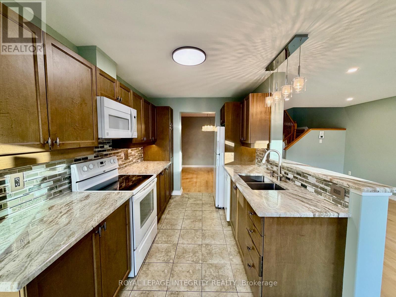 313 Glenbrae Avenue, Ottawa, Ontario  K2W 0B9 - Photo 9 - X13129222