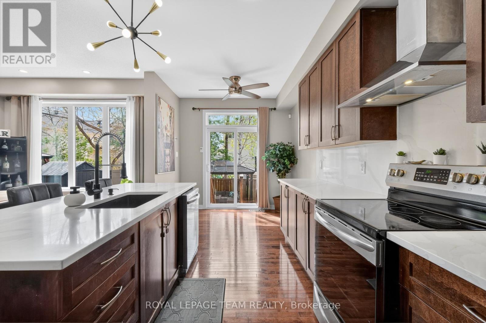 860 White Alder Avenue, Ottawa, Ontario  K1T 0H1 - Photo 13 - X13129286