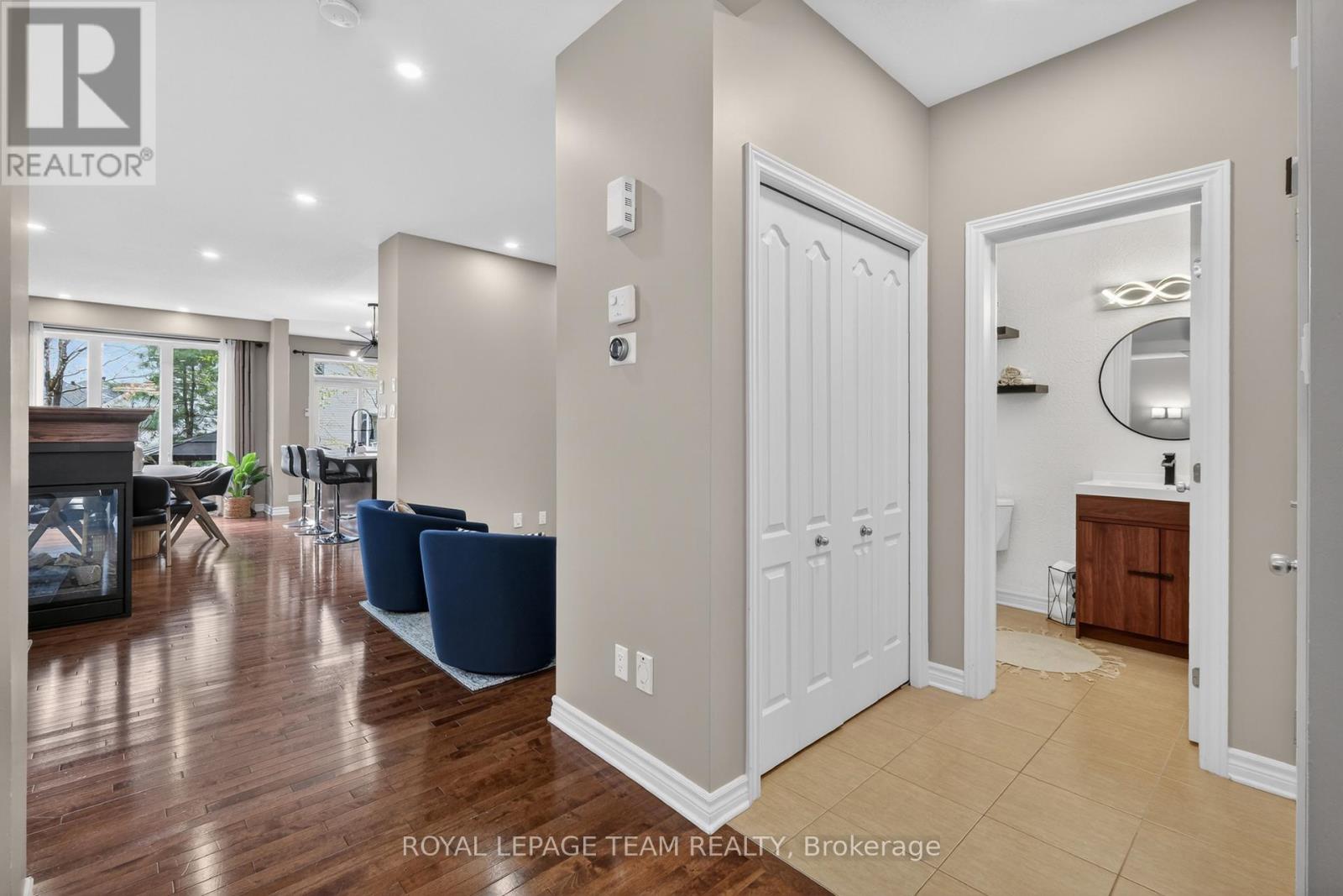 860 White Alder Avenue, Ottawa, Ontario  K1T 0H1 - Photo 5 - X13129286