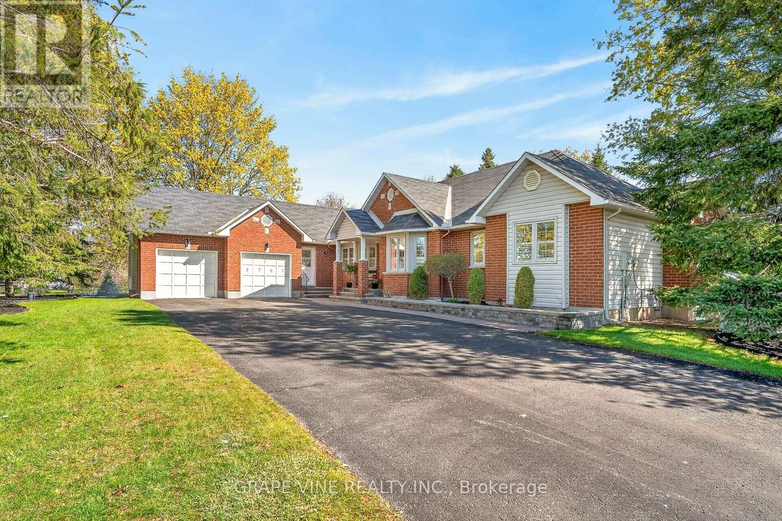 5763 Gowan Gate, Ottawa, Ontario  K0A 2W0 - Photo 2 - X13129292