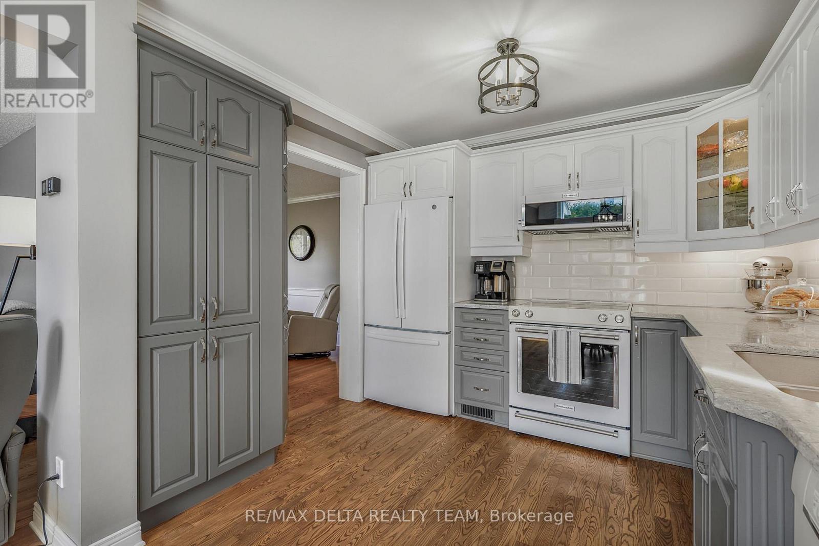 1770 Sunview Drive, Ottawa, Ontario  K1C 5B2 - Photo 12 - X13129342