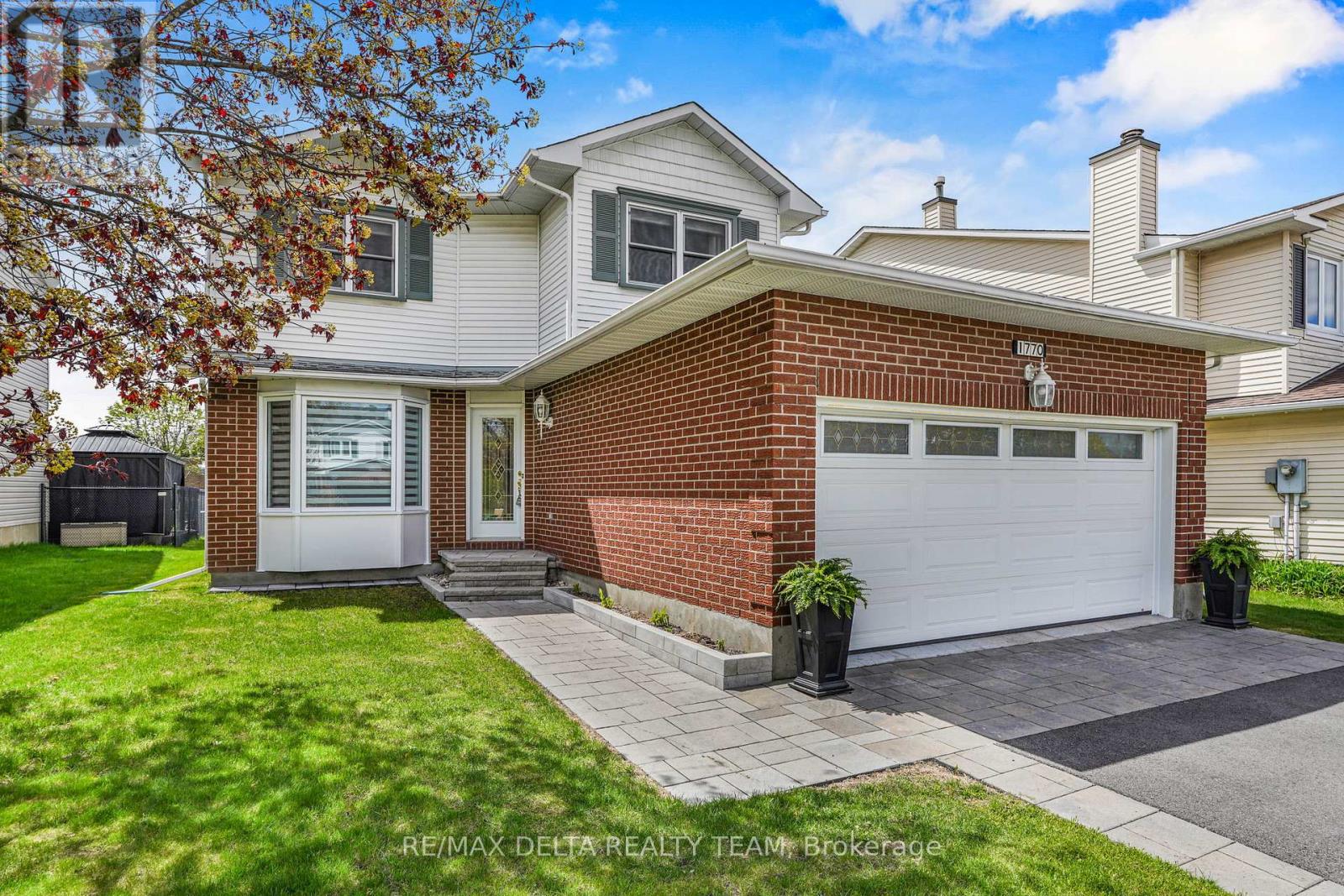 1770 Sunview Drive, Ottawa, Ontario  K1C 5B2 - Photo 2 - X13129342