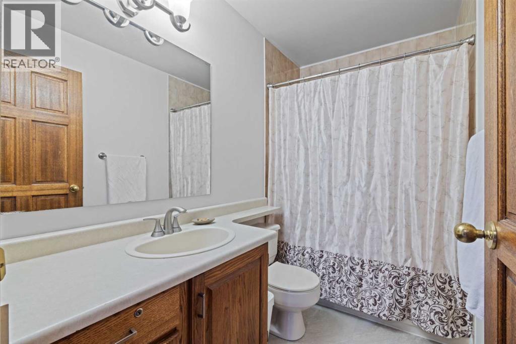 28 Ranchridge Way Nw, Calgary, Alberta  T3G 1Z9 - Photo 27 - A2310119
