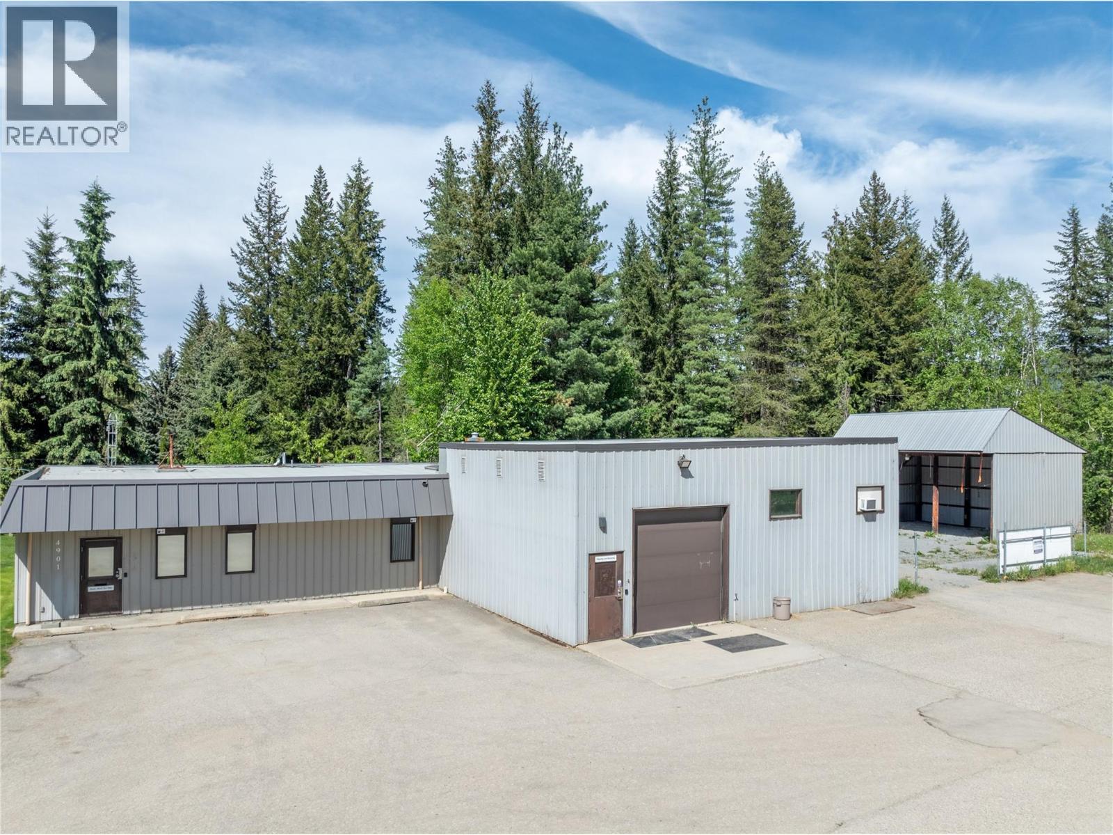 4901 Auto Road SE, Salmon Arm, British Columbia V1E 1X1 - Photo 17 - 10387400