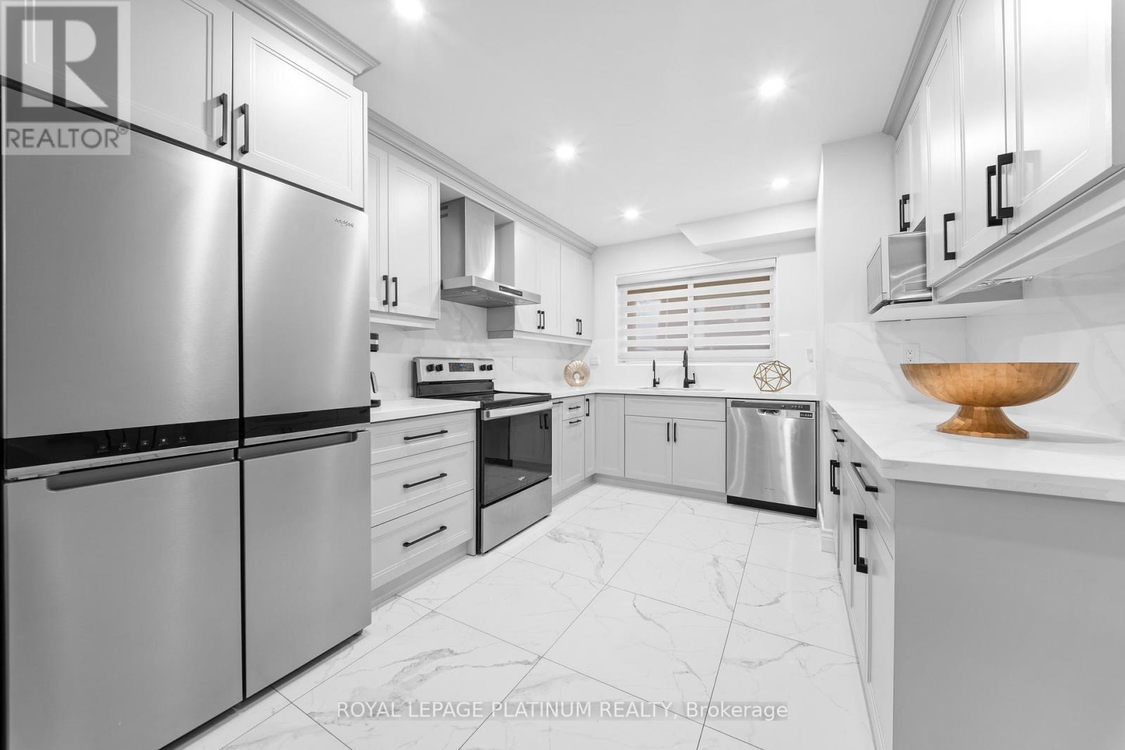 9 - 18 Cotton Downway, Toronto, Ontario  M2J 4V7 - Photo 8 - C13117092