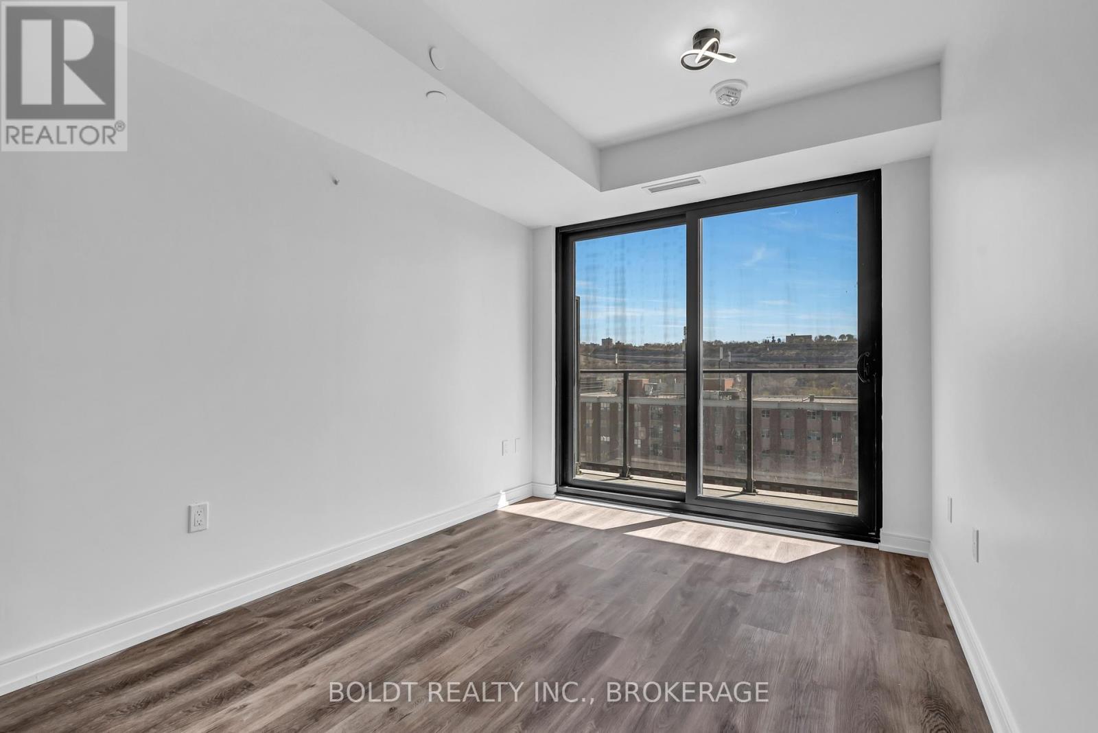 1407 - 1 Jarvis Street, Hamilton, Ontario  L8R 0A8 - Photo 17 - X13129254