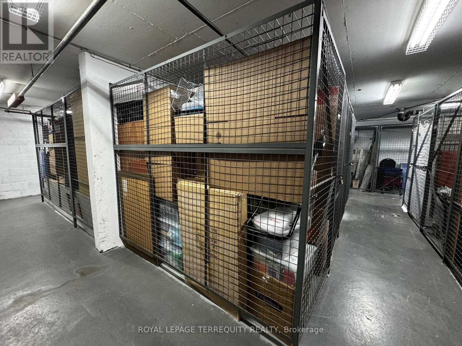 833 - 22 Southport Street, Toronto, Ontario  M6S 4Y9 - Photo 25 - W12862636
