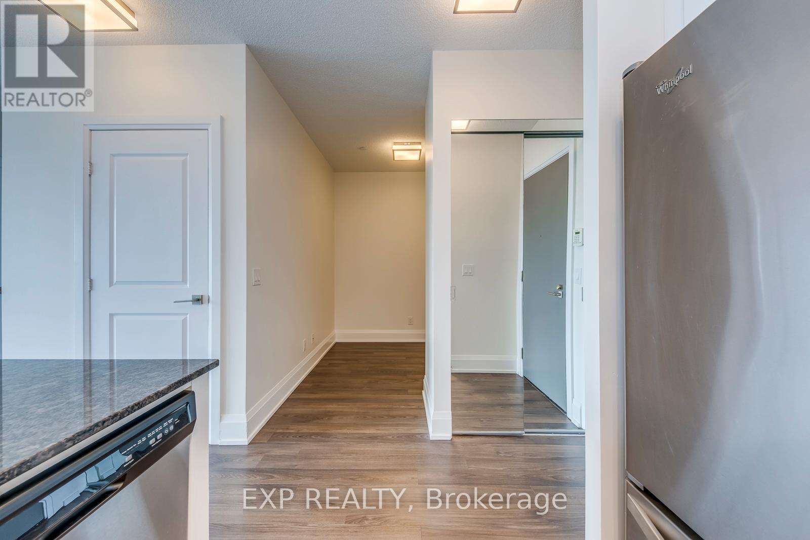 1118 - 1 Old Mill Drive, Toronto, Ontario  M6S 0A1 - Photo 18 - W13114792