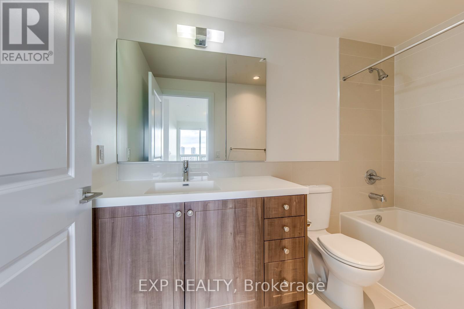 1118 - 1 Old Mill Drive, Toronto, Ontario  M6S 0A1 - Photo 38 - W13114792