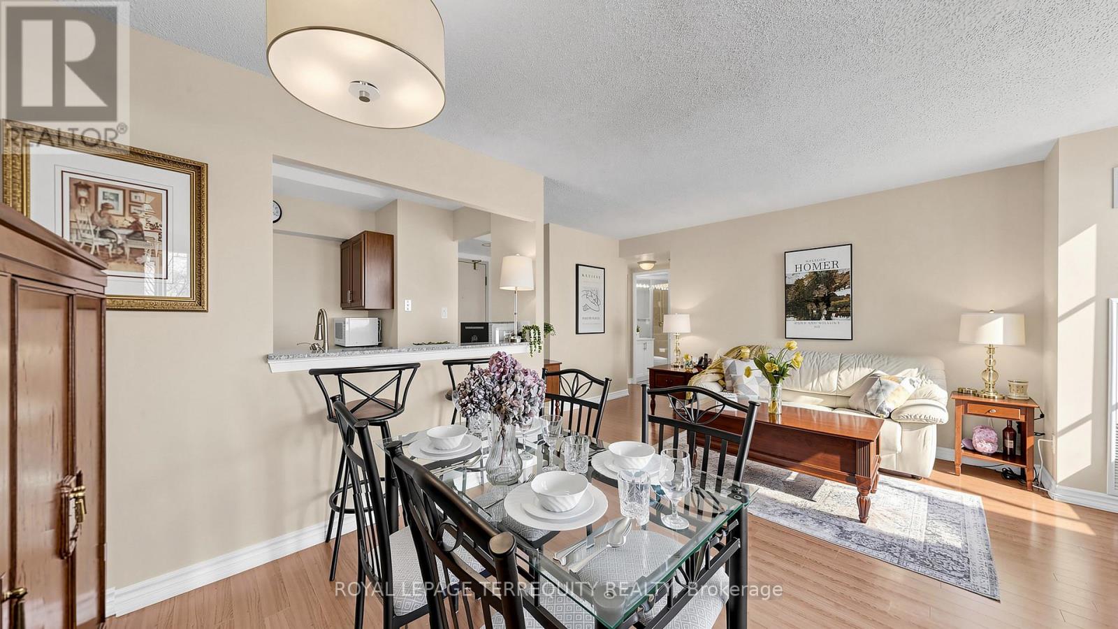 833 - 22 Southport Street, Toronto, Ontario  M6S 4Y9 - Photo 8 - W12862636