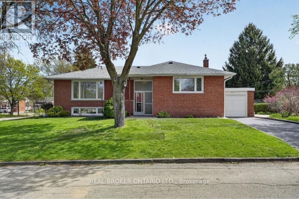 44 Mitre Place, Toronto, Ontario  M9R 3C4 - Photo 2 - W13128420