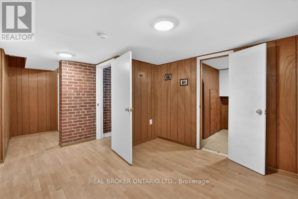 44 Mitre Place, Toronto, Ontario  M9R 3C4 - Photo 30 - W13128420