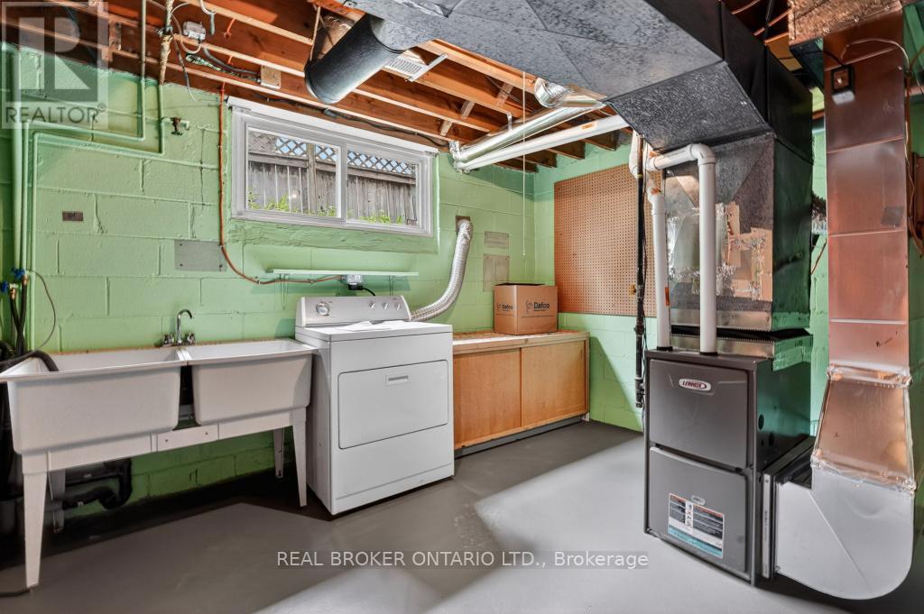 44 Mitre Place, Toronto, Ontario  M9R 3C4 - Photo 41 - W13128420