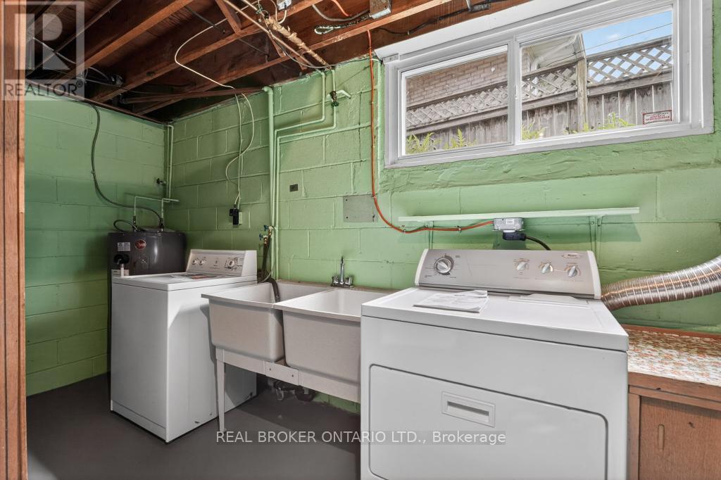 44 Mitre Place, Toronto, Ontario  M9R 3C4 - Photo 42 - W13128420