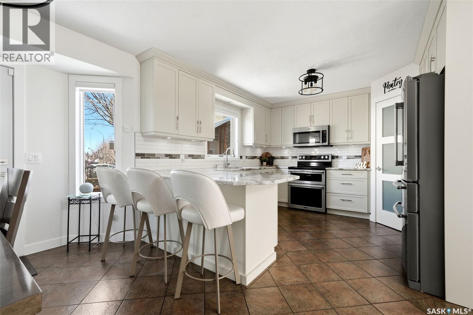 3234 Peyson Bay E, Regina, Saskatchewan  S4V 2W8 - Photo 6 - SK036025
