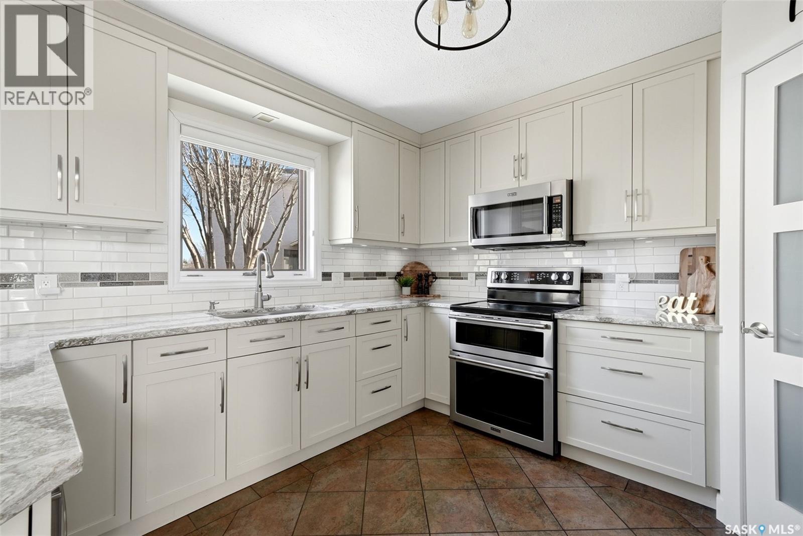 3234 Peyson Bay E, Regina, Saskatchewan  S4V 2W8 - Photo 7 - SK036025