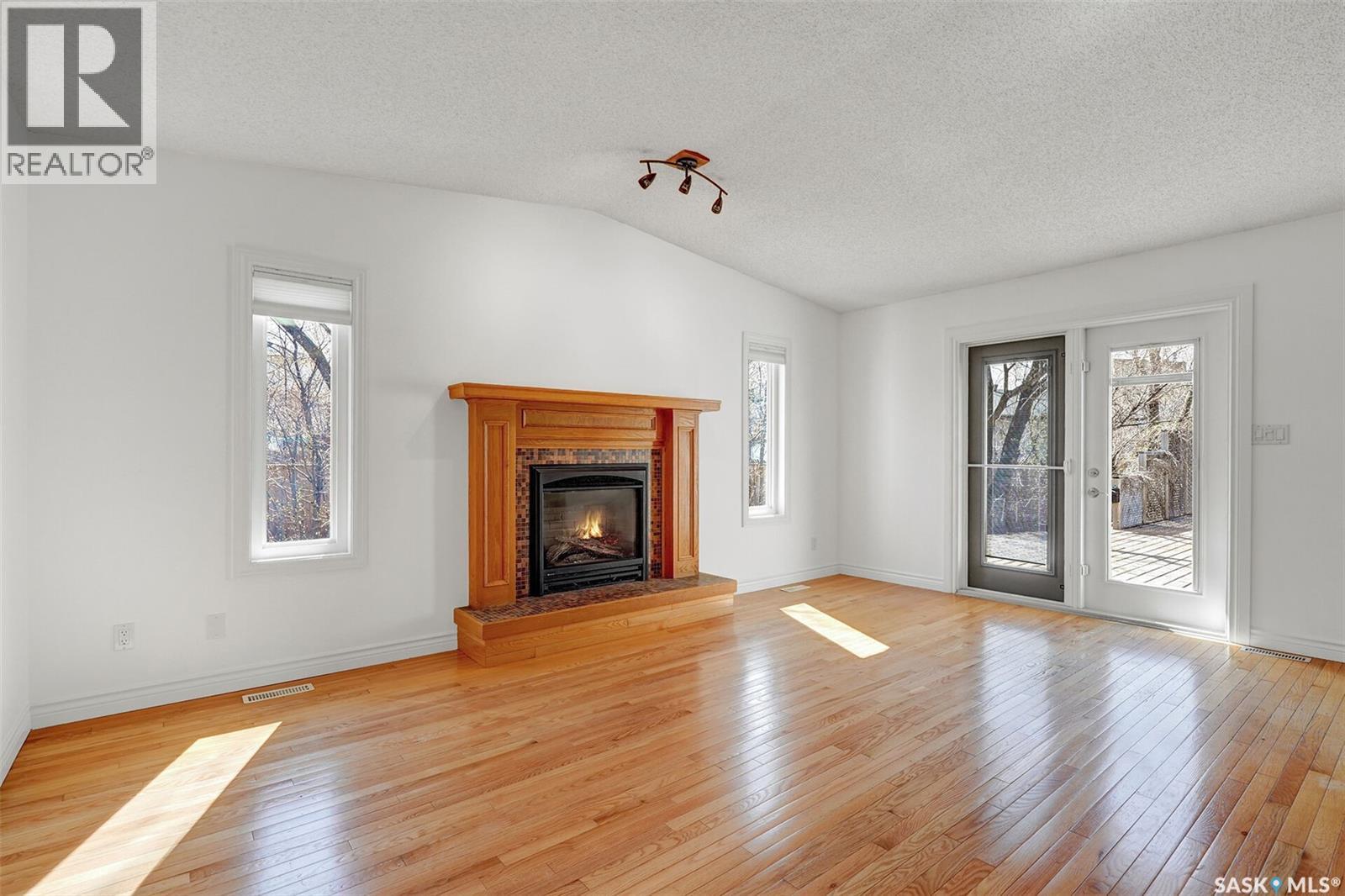2419 Glamis Place E, Regina, Saskatchewan  S4V 1A5 - Photo 14 - SK035799