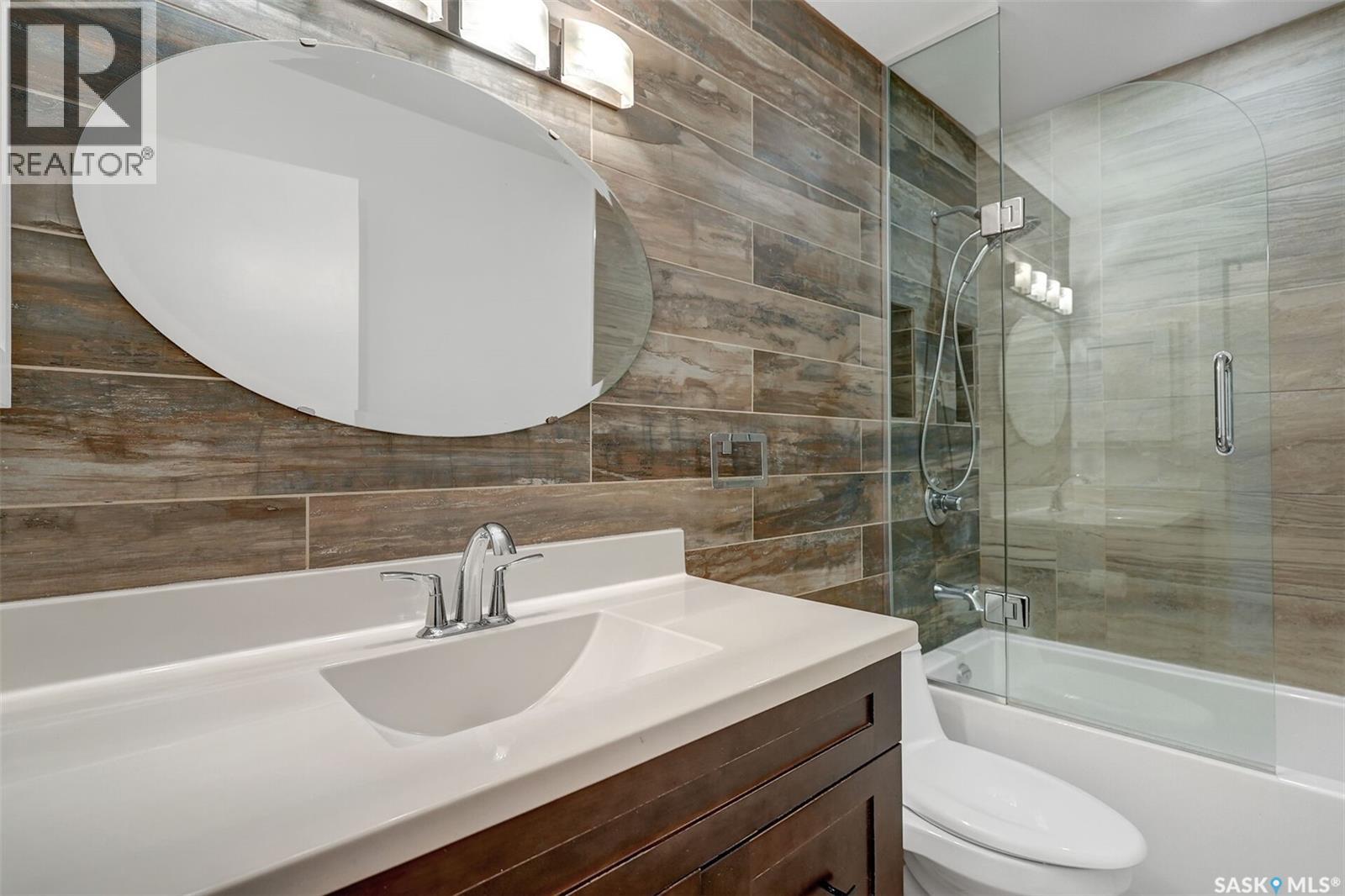 2419 Glamis Place E, Regina, Saskatchewan  S4V 1A5 - Photo 16 - SK035799