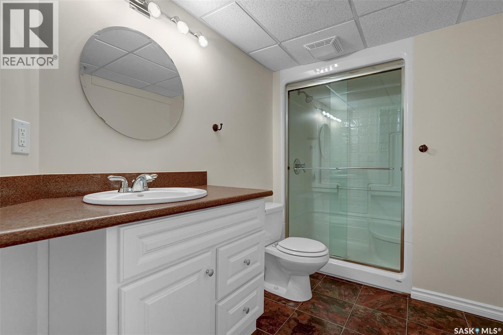 2419 Glamis Place E, Regina, Saskatchewan  S4V 1A5 - Photo 36 - SK035799