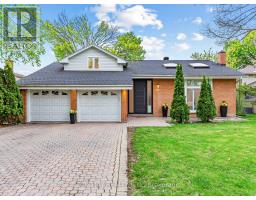 27 SILKWOOD CRESCENT, Toronto, Ontario