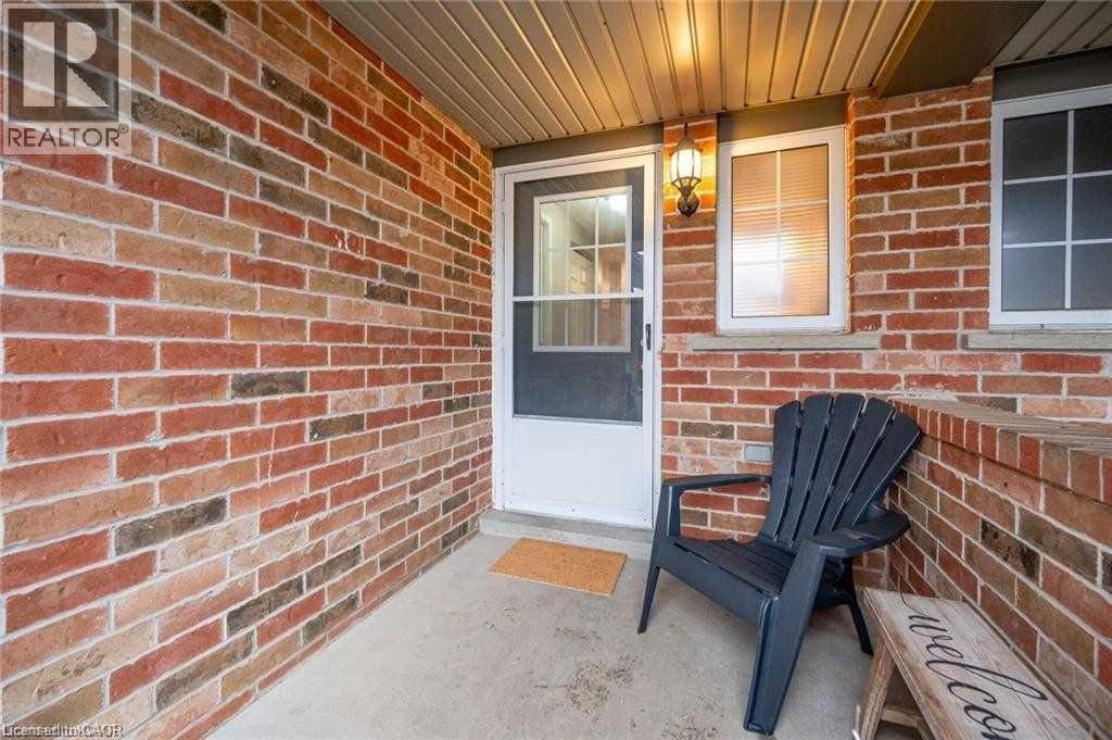 27 MAX BECKER Drive, Kitchener, Ontario