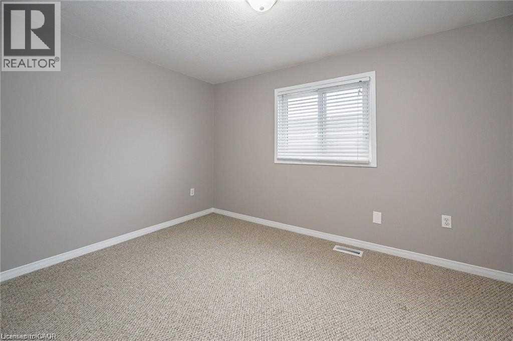 27 Max Becker Drive, Kitchener, Ontario  N2E 3V7 - Photo 11 - 40830438
