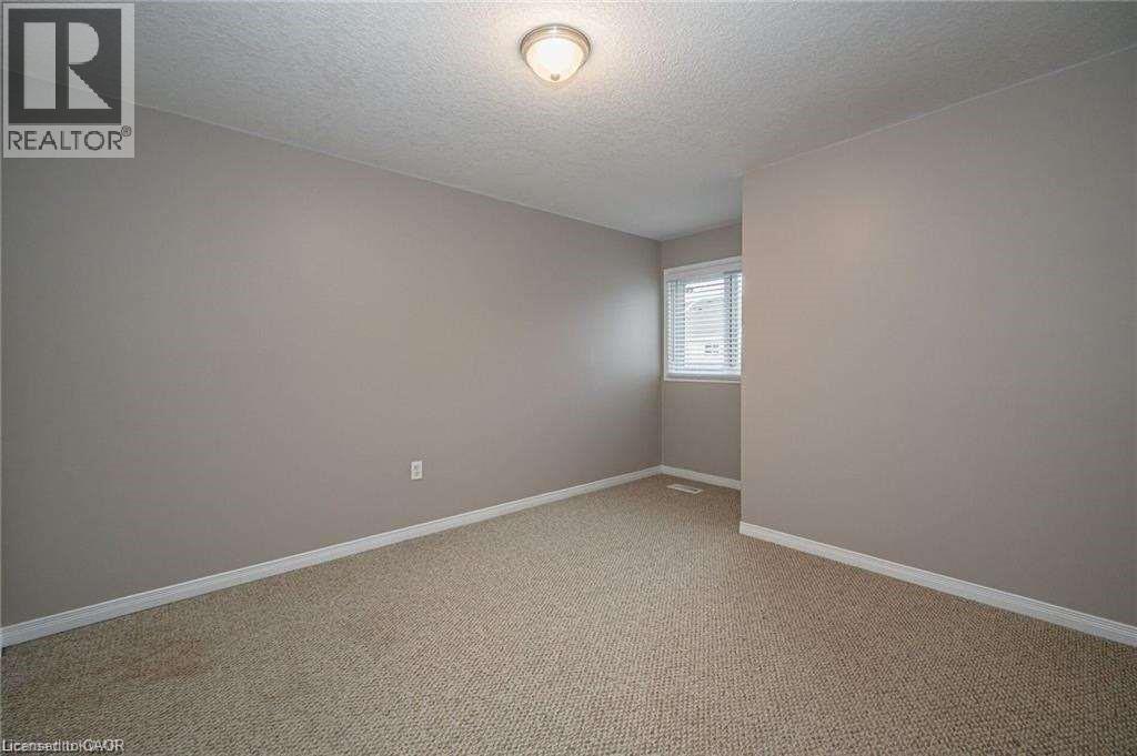 27 Max Becker Drive, Kitchener, Ontario  N2E 3V7 - Photo 12 - 40830438