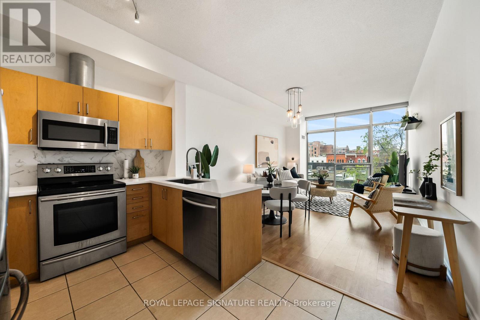 423 - 388 RICHMOND STREET W, Toronto, Ontario