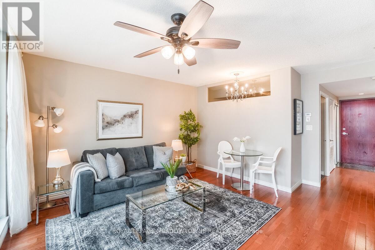 1101 - 263 Wellington Street W, Toronto, Ontario  M5V 3E6 - Photo 16 - C13129180