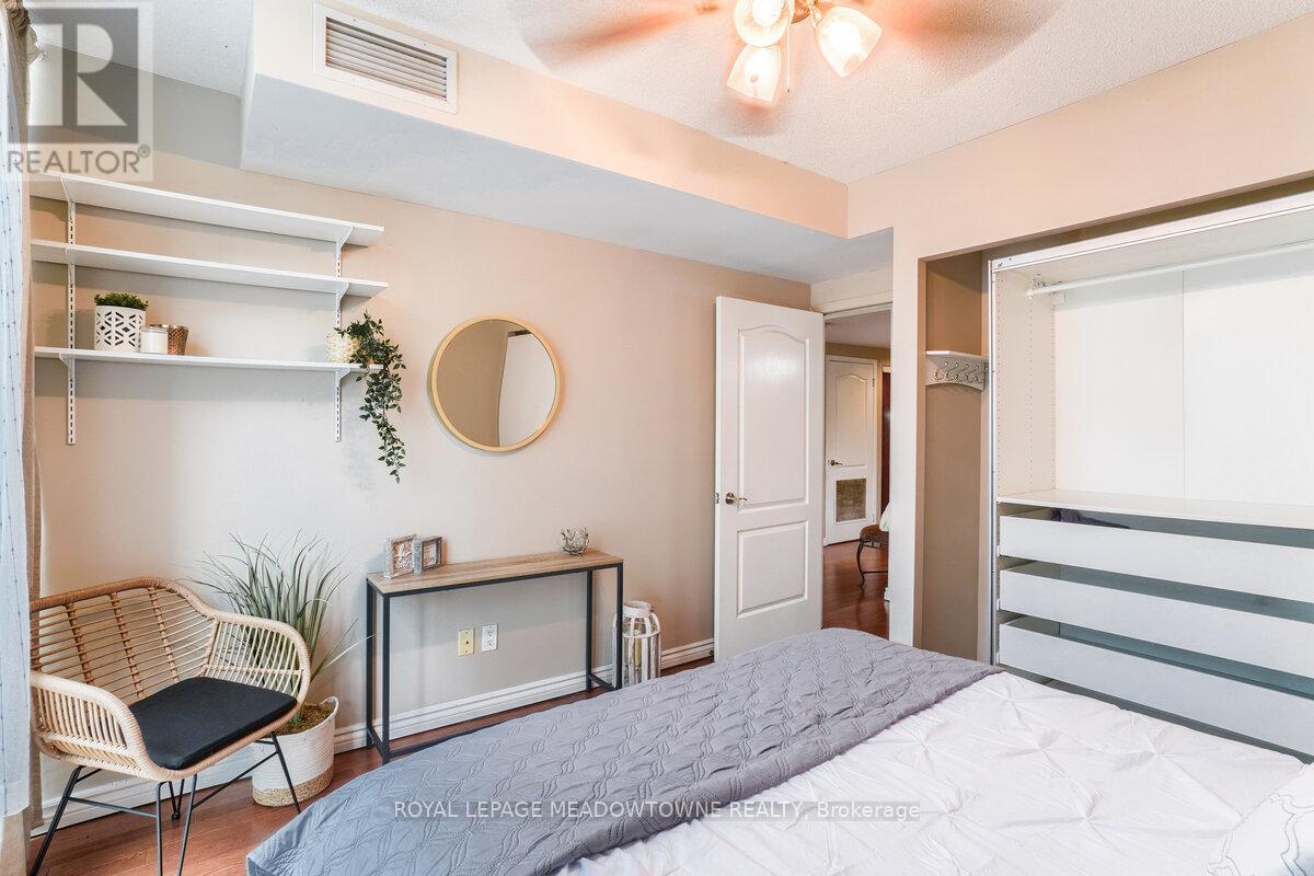 1101 - 263 Wellington Street W, Toronto, Ontario  M5V 3E6 - Photo 22 - C13129180