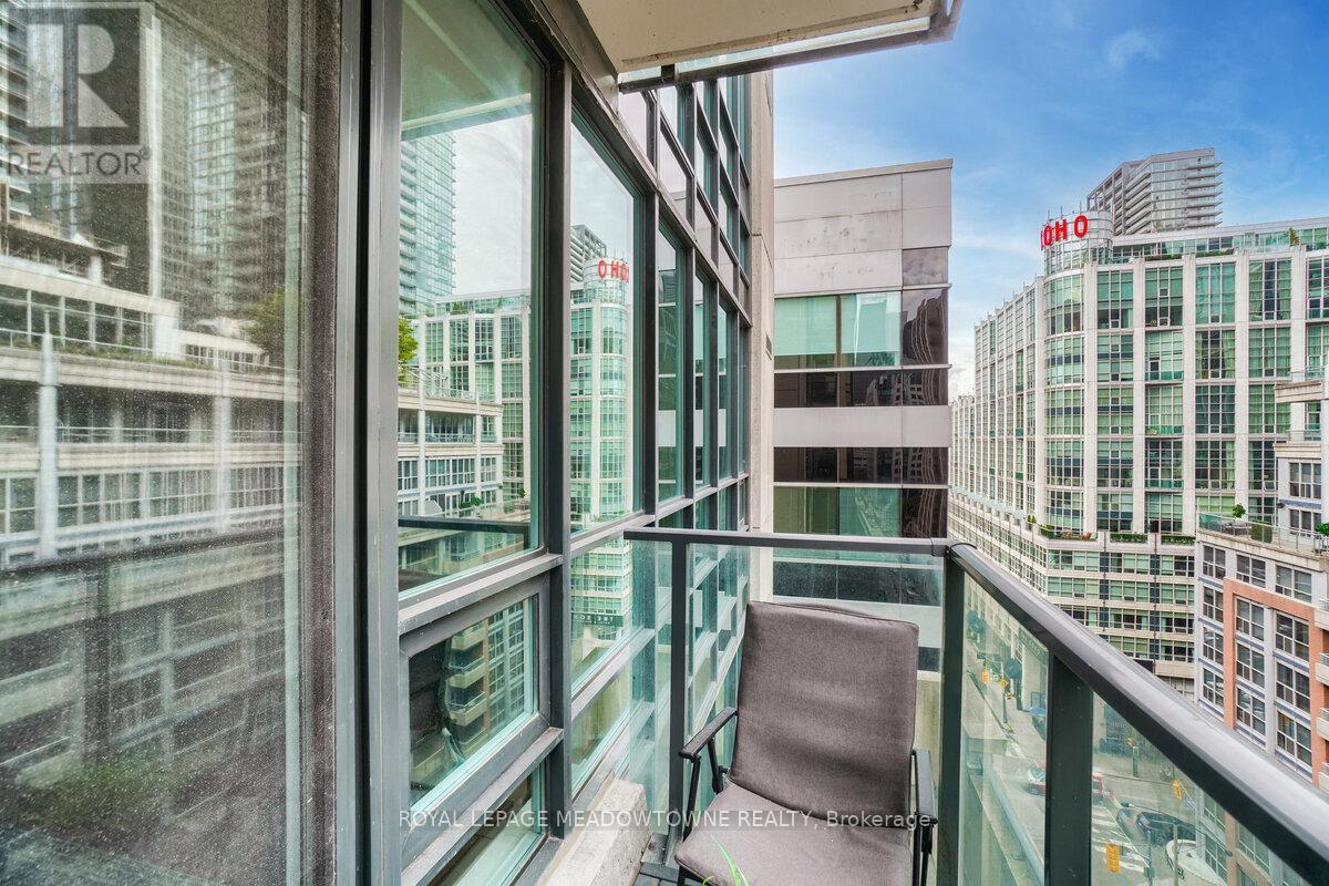 1101 - 263 Wellington Street W, Toronto, Ontario  M5V 3E6 - Photo 28 - C13129180