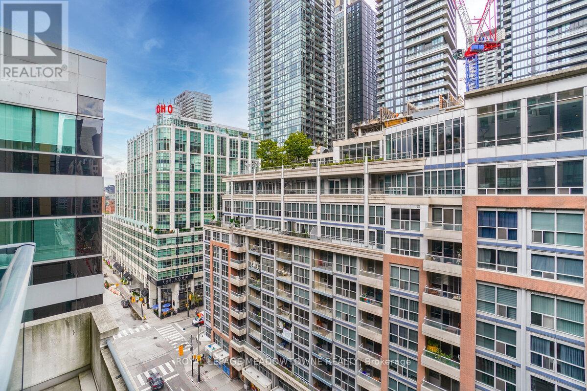 1101 - 263 Wellington Street W, Toronto, Ontario  M5V 3E6 - Photo 31 - C13129180