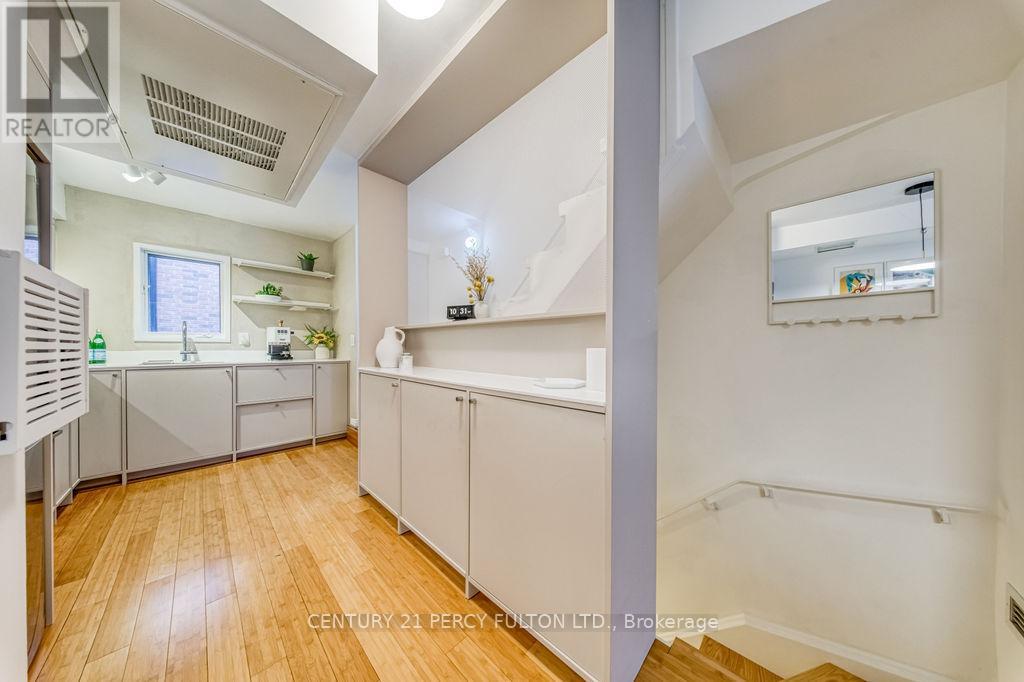 Th 15 - 228 St. George Street, Toronto, Ontario  M5R 2N5 - Photo 17 - C13129338
