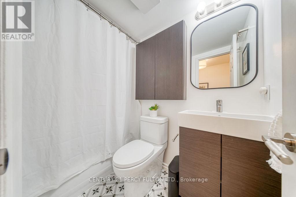 Th 15 - 228 St. George Street, Toronto, Ontario  M5R 2N5 - Photo 35 - C13129338