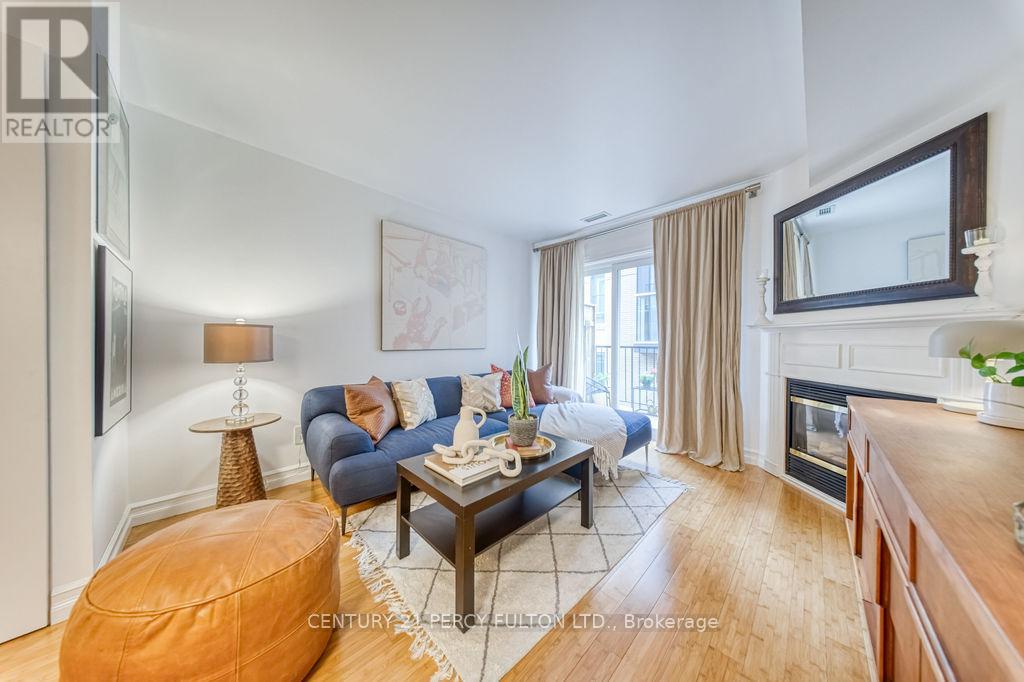 Th 15 - 228 St. George Street, Toronto, Ontario  M5R 2N5 - Photo 6 - C13129338