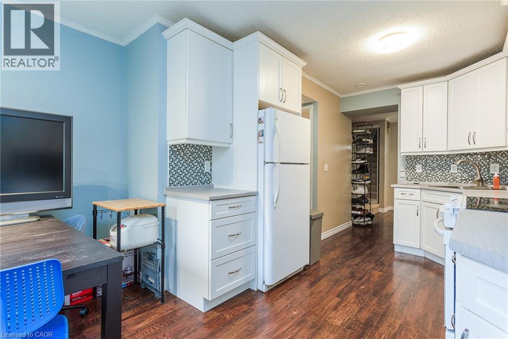 121 University Avenue E Unit# 32, Waterloo, Ontario  N2J 4J1 - Photo 9 - 40829181