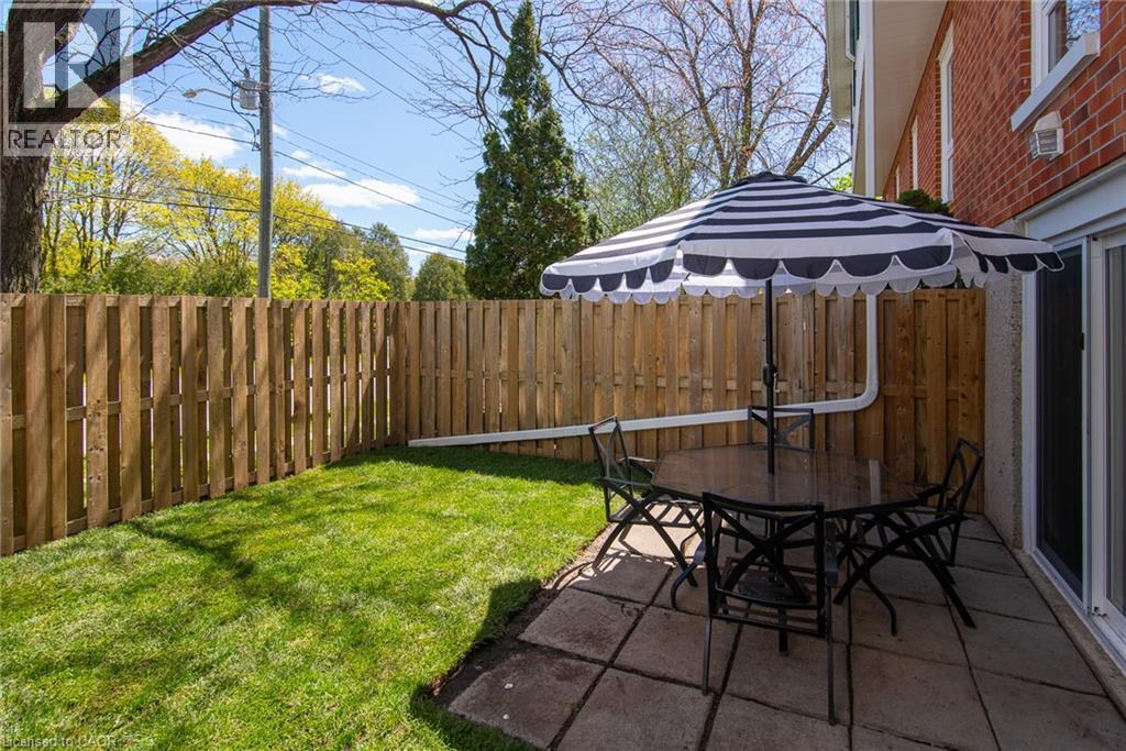 397 Keats Way Unit# 4, Waterloo, Ontario  N2L 5S7 - Photo 37 - 40827792